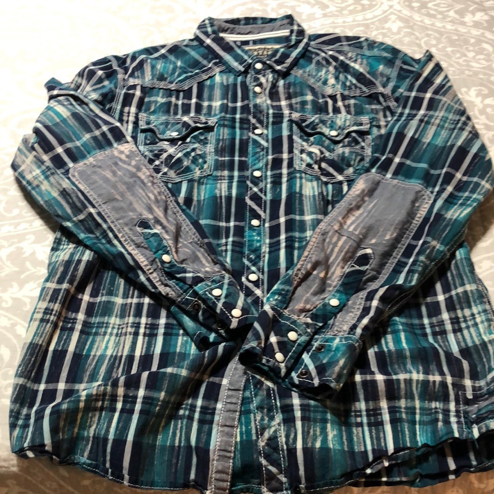 Buckle vintage casual button down shirt- Large